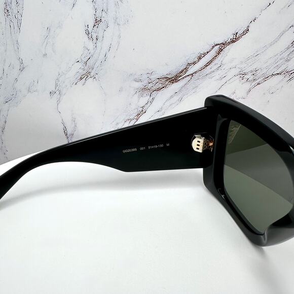 New GUCCI Sunglasses Black Gold Logo Square Oversized 51mm Grey Lens Womens main image 13